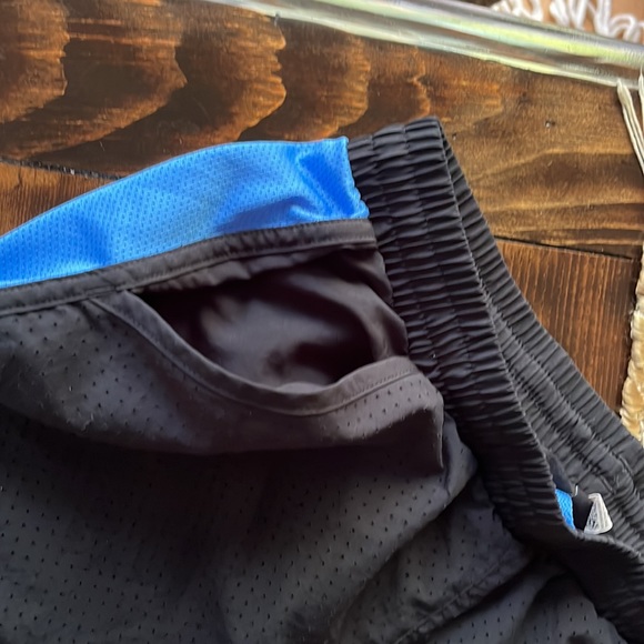 Womens size sm Navy blue athletic shorts with front flat pockets - Picture 3 of 5